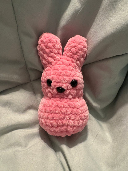 the marshmallow bunny | crochet plush toy