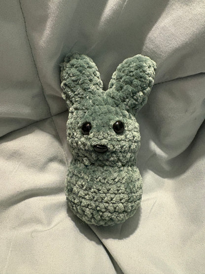 the marshmallow bunny | crochet plush toy