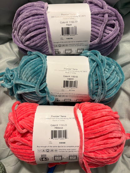 the marshmallow bunny | crochet plush toy