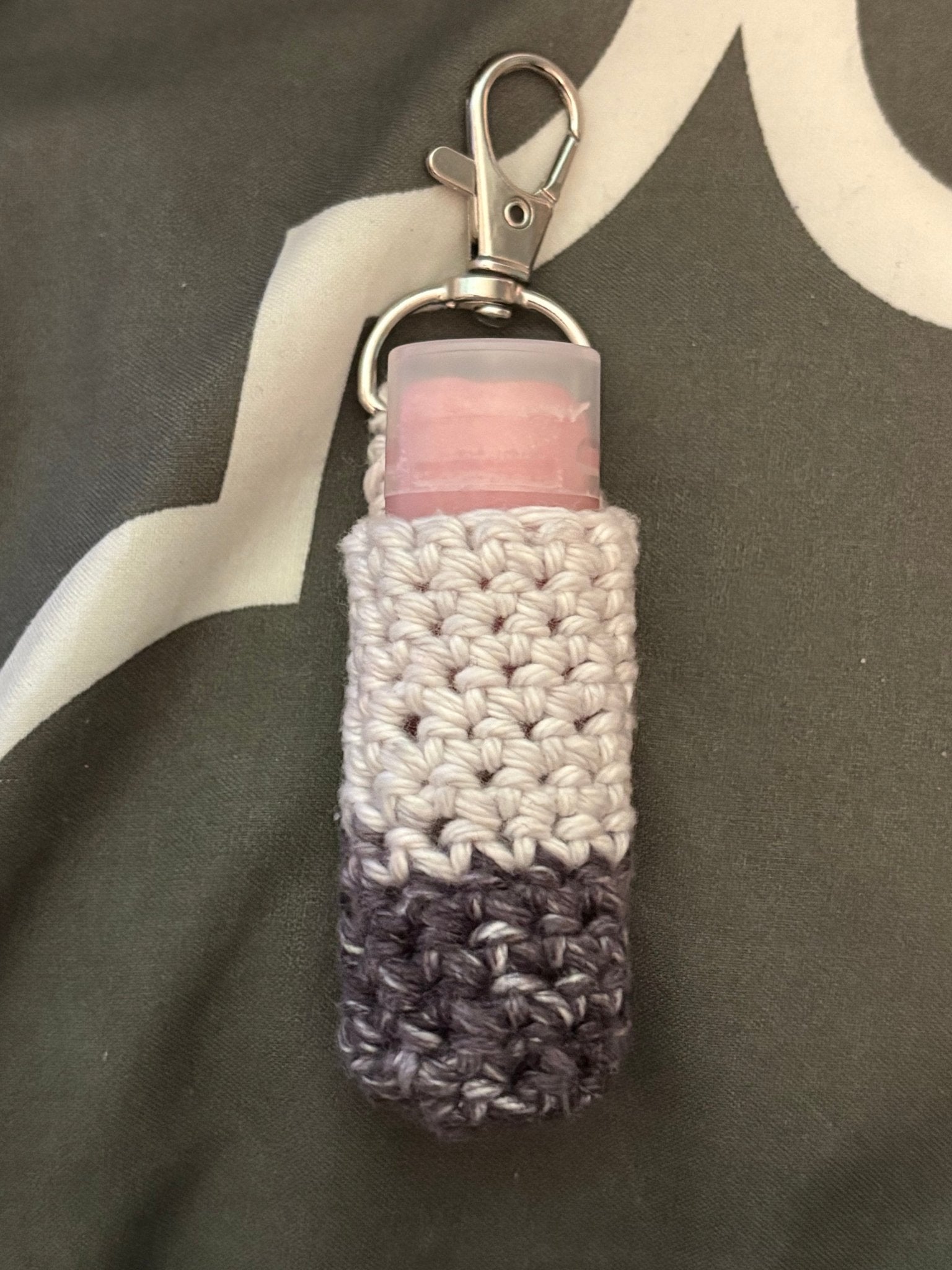 Crochet Lip Balm Holder - leaf + marble